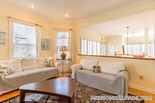 74 Georgia St in Boston, MA - Building Photo