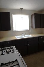 309 E Oklahoma Ave in Weatherford, OK - Building Photo - Building Photo