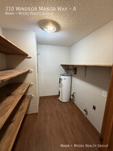 310 Windsor Manor Way in Kernersville, NC - Building Photo - Building Photo