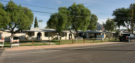 Patio 71 in Phoenix, AZ - Building Photo - Building Photo