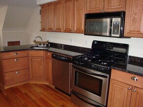 2521 Foster Ave in Baltimore, MD - Building Photo - Building Photo