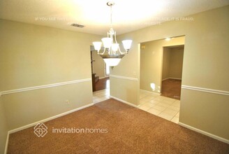 10324 Huntington Forest Blvd E in Jacksonville, FL - Building Photo - Building Photo