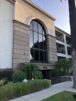 4045 E 3rd St in Long Beach, CA - Building Photo