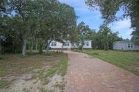 1010 Capps Rd in Lake Wales, FL - Foto de edificio - Building Photo