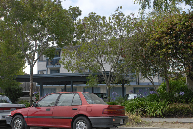 3203 San Mateo St in Richmond, CA - Building Photo - Building Photo