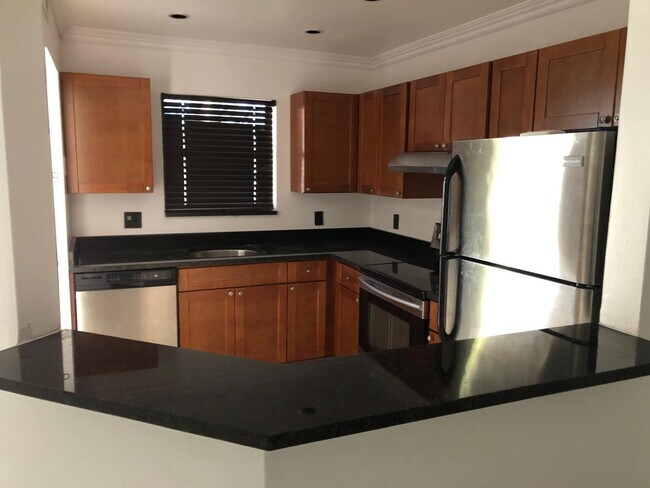 21911 Lake Forest Cir in Boca Raton, FL - Building Photo - Building Photo