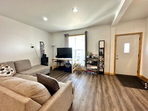 113 E 5th St in Duluth, MN - Building Photo - Building Photo