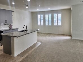 2415 Tapestry Wy in Anaheim, CA - Building Photo - Building Photo