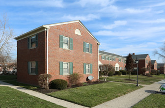 Somerset Square Condominiums in Columbus, OH - Building Photo - Building Photo