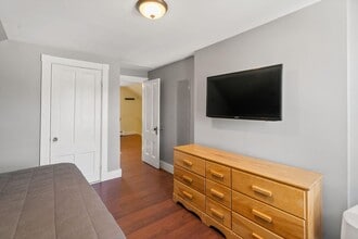 109 Woodford St in Portland, ME - Building Photo - Building Photo