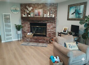 159 E Dana St in Nipomo, CA - Building Photo - Building Photo