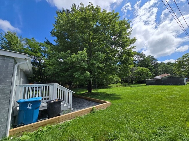 407 Meadowview Dr in Boone, NC - Building Photo - Building Photo