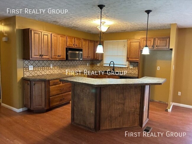 37 W Lytle-Five Points Rd in Springboro, OH - Building Photo - Building Photo