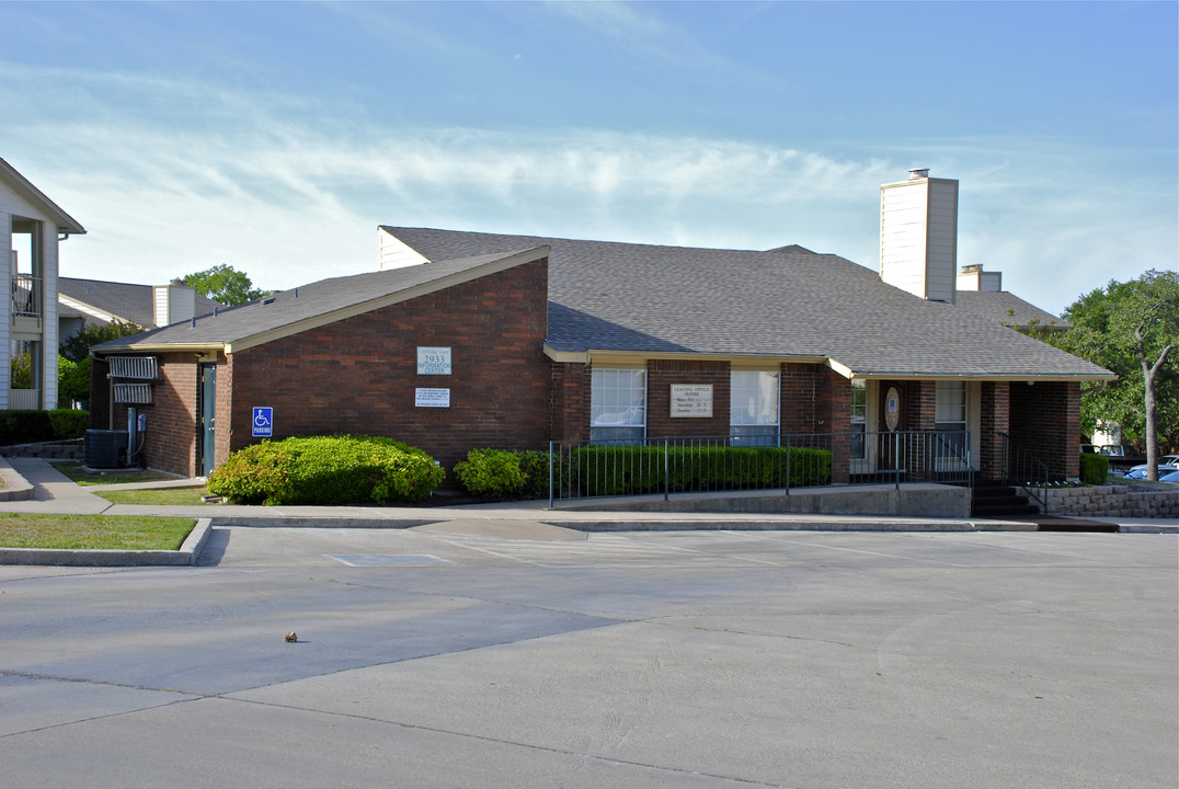 Western Hills in Fort Worth, TX - Building Photo