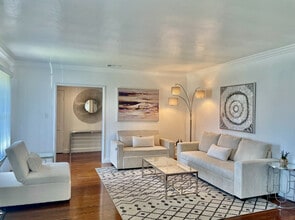 2855 Duarte Rd in San Marino, CA - Building Photo - Building Photo