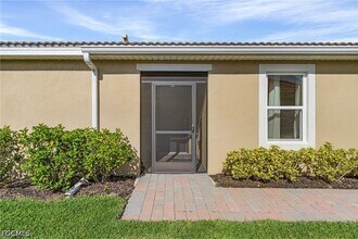 4298 Dutchess Park Rd in Ft. Myers, FL - Building Photo - Building Photo