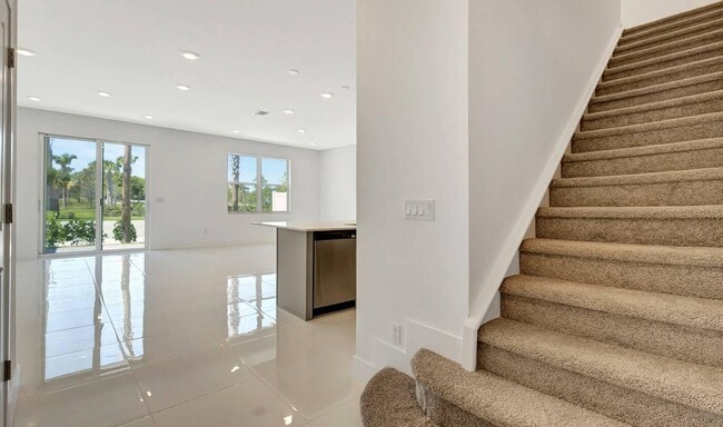 222 Preserve Trl S in Stuart, FL - Foto de edificio - Building Photo