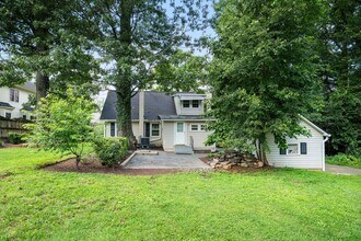 4617 Holly Ave in Fairfax, VA - Building Photo - Building Photo