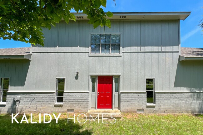 900 N Harrah Rd in Harrah, OK - Building Photo - Building Photo