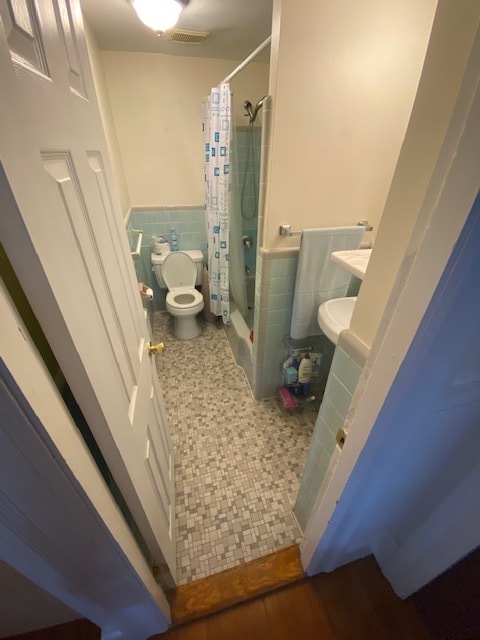 1073 Beacon St, Unit 3 in Brookline, MA - Foto de edificio - Building Photo