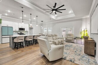 1201 Forest Heights Rd in Fort Walton Beach, FL - Building Photo - Building Photo