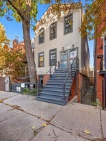 819 N May St in Chicago, IL - Building Photo