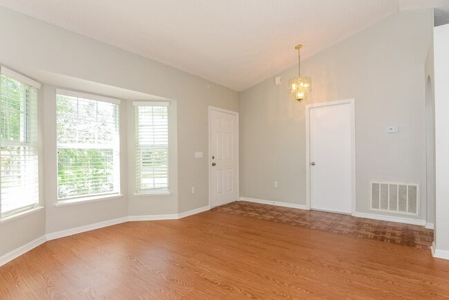 4088 Everett Ave in Spring Hill, FL - Building Photo - Building Photo