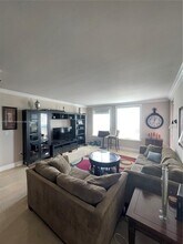 7350 SW 89th St in Miami, FL - Building Photo - Building Photo