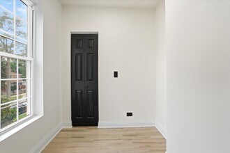 5415 S Hoyne Ave in Chicago, IL - Building Photo - Building Photo