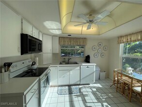 254 6th Ave S in Naples, FL - Building Photo - Building Photo