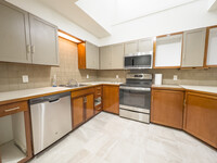 103 Cedar St, Unit 2 in Boston, MA - Building Photo - Building Photo