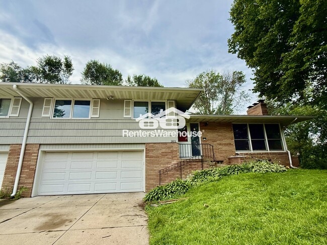 property at 3815 W 60th St