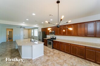 6549 E Via Jardin Verde in Tucson, AZ - Building Photo - Building Photo