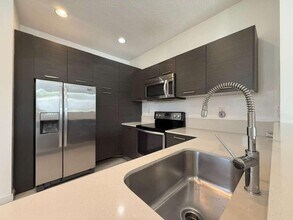 3563 NW 13th St in Lauderhill, FL - Building Photo - Building Photo