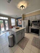 2210 Christian St, Unit 15 in Baton Rouge, LA - Building Photo - Building Photo