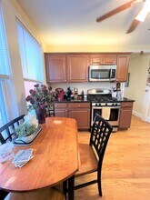 375 Highland Ave, Unit 1 in Somerville, MA - Foto de edificio - Building Photo