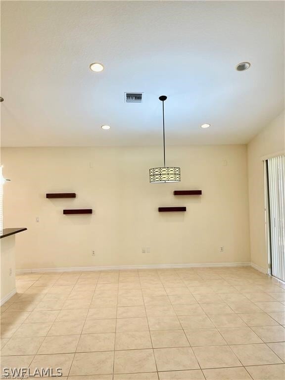 property at 2132 Par Dr