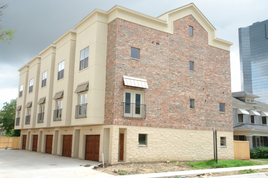 Uptown Apartments in Fort Worth, TX - Foto de edificio