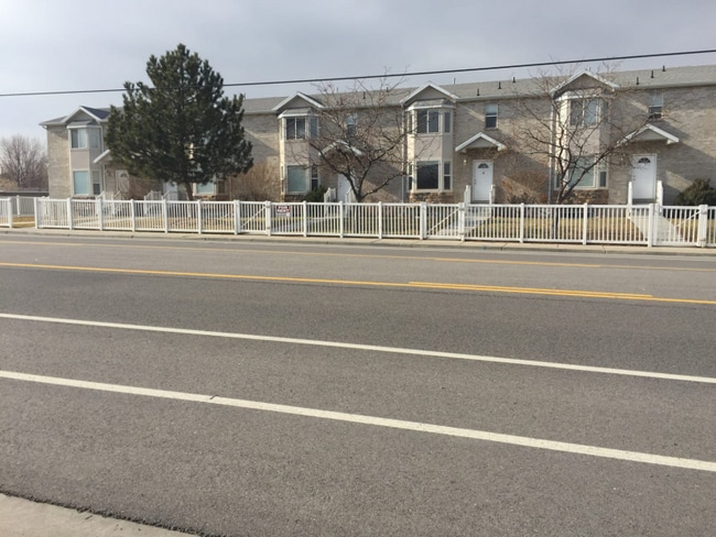 8524 S 2700 W in West Jordan, UT - Building Photo - Building Photo