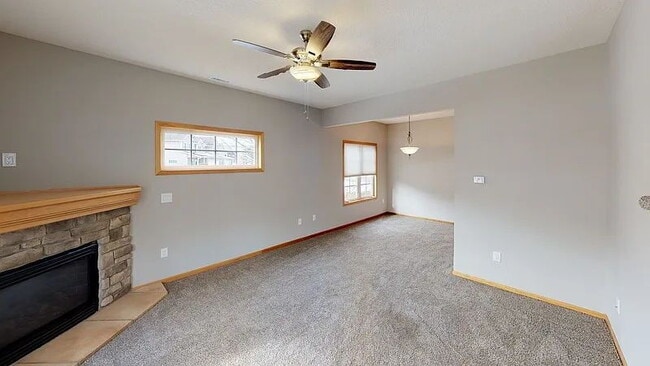 2204 NW Ashton Ln in Ankeny, IA - Building Photo - Building Photo