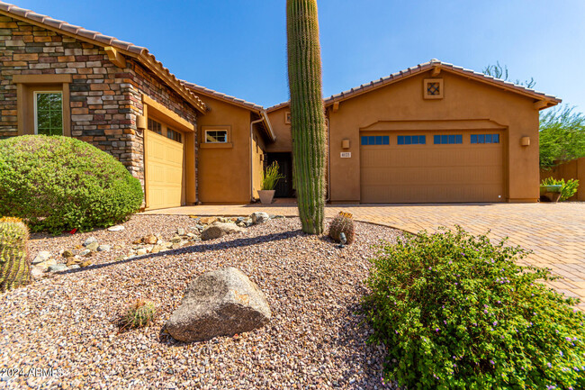 6123 E Jake Haven in Cave Creek, AZ - Building Photo - Building Photo