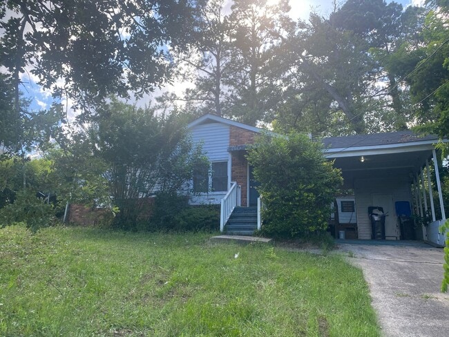 property at 2931 Hummingbird Ln