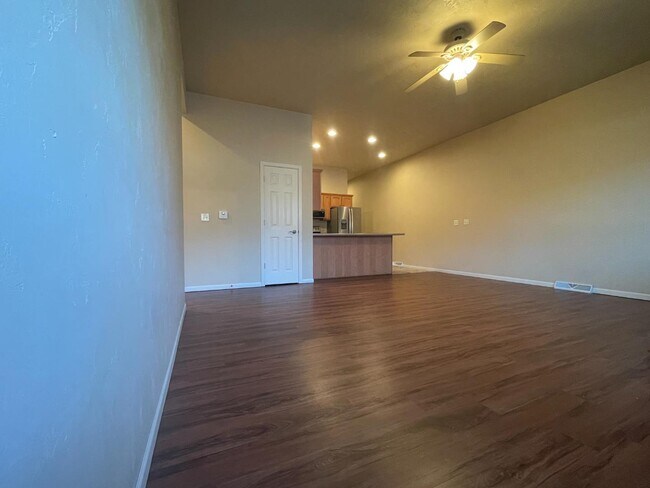 323 W Main St in Hilbert, WI - Building Photo - Building Photo