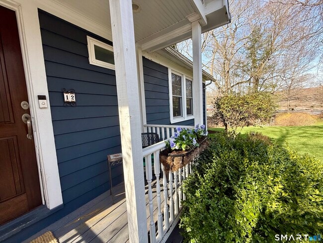 12 Sunset Pass in Wilton, CT - Building Photo - Building Photo