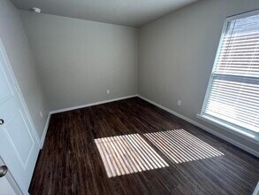2029 Kenwood Ave in Lubbock, TX - Foto de edificio - Building Photo