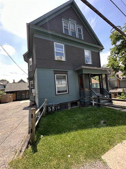 105 Catherine St, Unit Basement Apt in Ithaca, NY - Building Photo - Building Photo