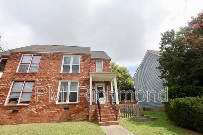 property at 1512 Lakeview Ave