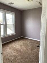 133 Wildwood Pl, Unit 2 in West Seneca, NY - Foto de edificio - Building Photo