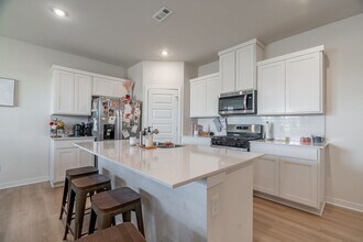 4789 W Triangle St in Fayetteville, AR - Building Photo - Building Photo