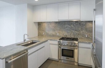 320 ADOLPHUS Ave in Cliffside Park, NJ - Building Photo - Building Photo